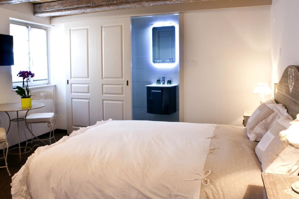 Chambre Le Hupsa Pfannala Saint-Hippolyte  Phòng bức ảnh