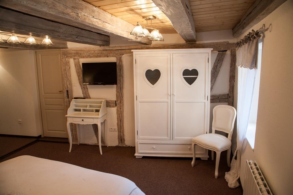 Chambre Le Hupsa Pfannala Saint-Hippolyte  Phòng bức ảnh