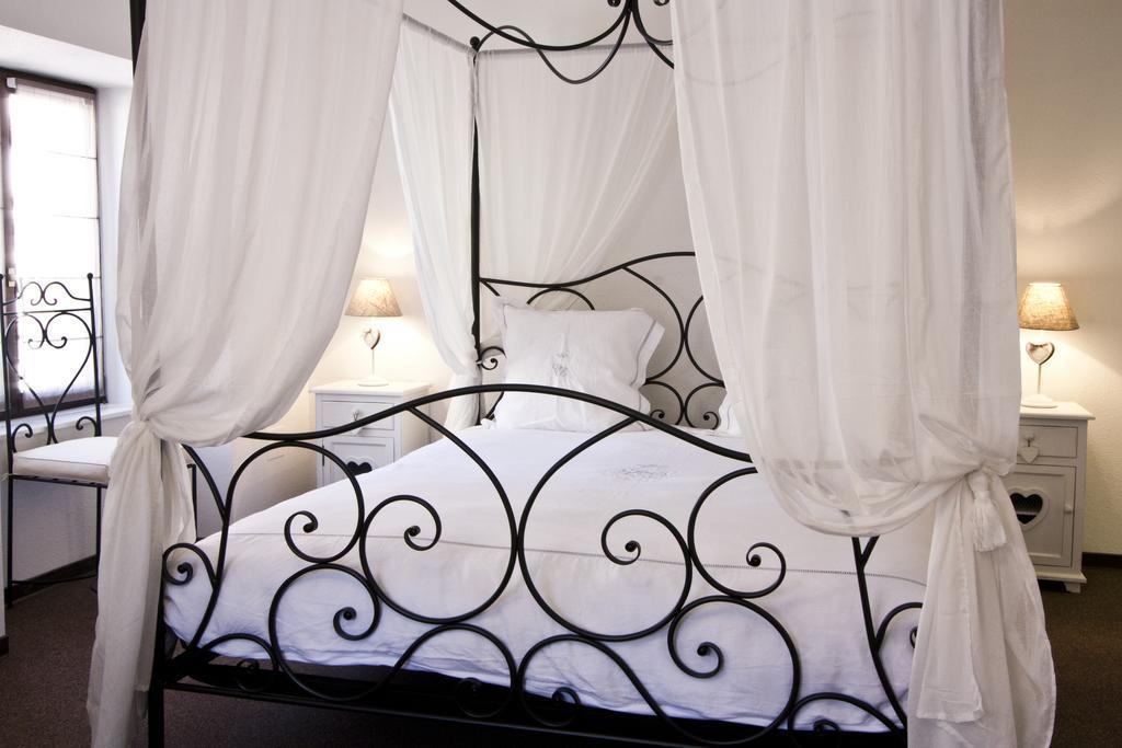 Chambre Le Hupsa Pfannala Saint-Hippolyte  Phòng bức ảnh