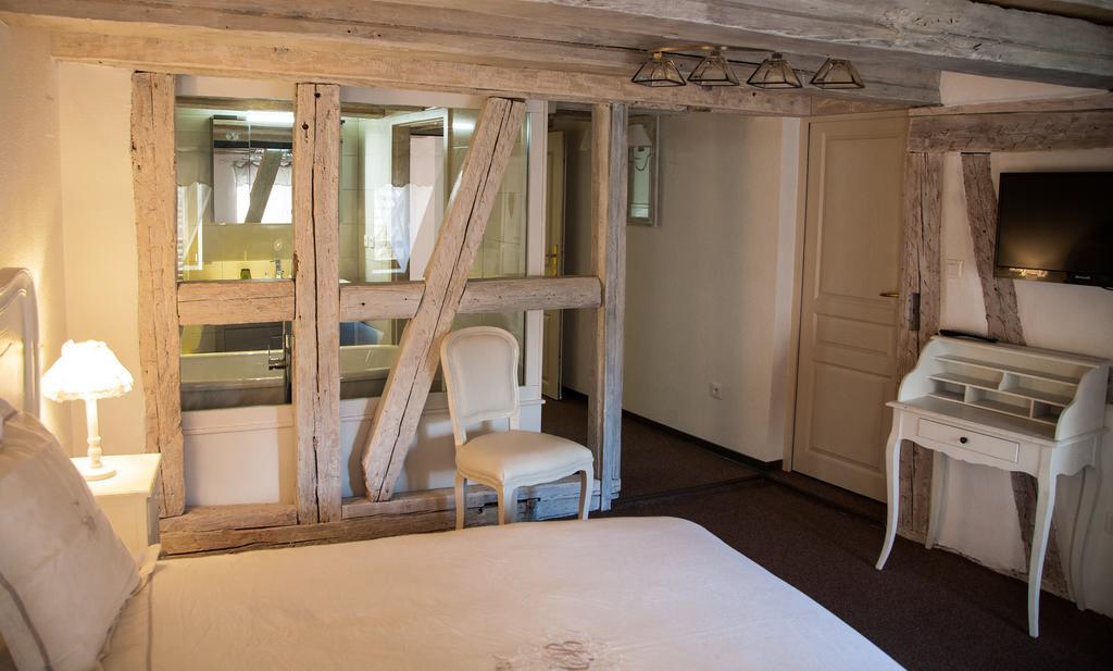 Chambre Le Hupsa Pfannala Saint-Hippolyte  Phòng bức ảnh
